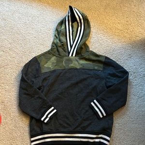 Gymboree 5-6 hoodie